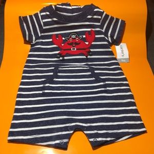Price ✂️ NWT Carter’s Striped One Piece w/ a hood